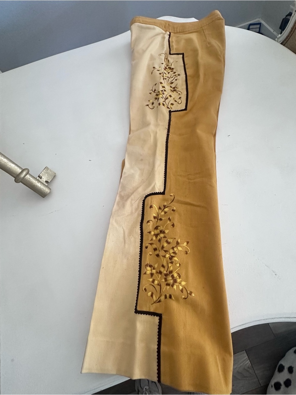 🌟 Rare Vintage 70s Two-Tone Embroidered Flare Pants – Made in Hong Kong - Picture 8 of 10